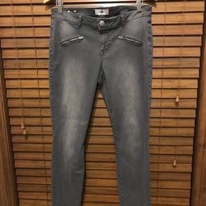 Cabi Zip skinny jeans